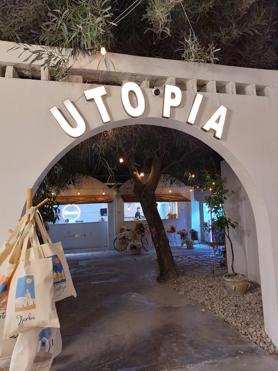 Utopia - Food Market & Village